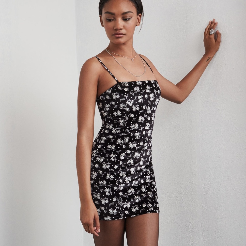 Reformation Cindy Dress in Raven